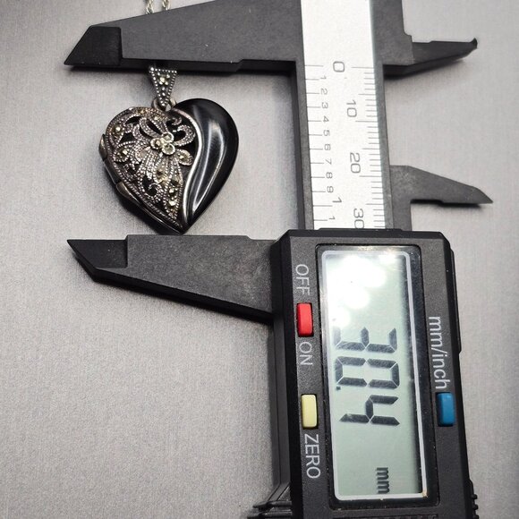VTG FAS Sterling Silver Marcasite Onyx Heart Locket Pendant 1" Cutouts Signed - Picture 9 of 13